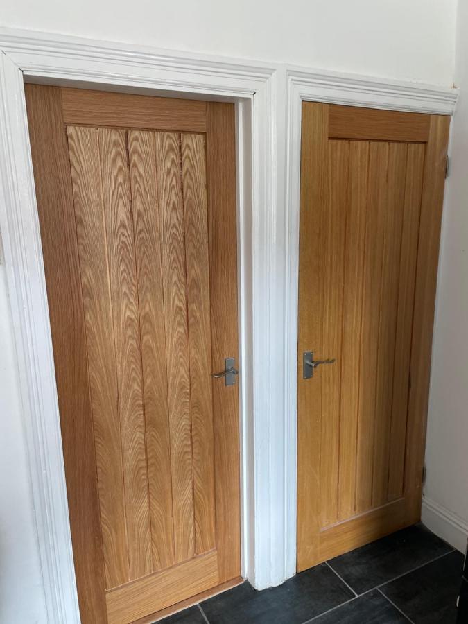 Appartamento Commuters Getaway Chesterfield Esterno foto